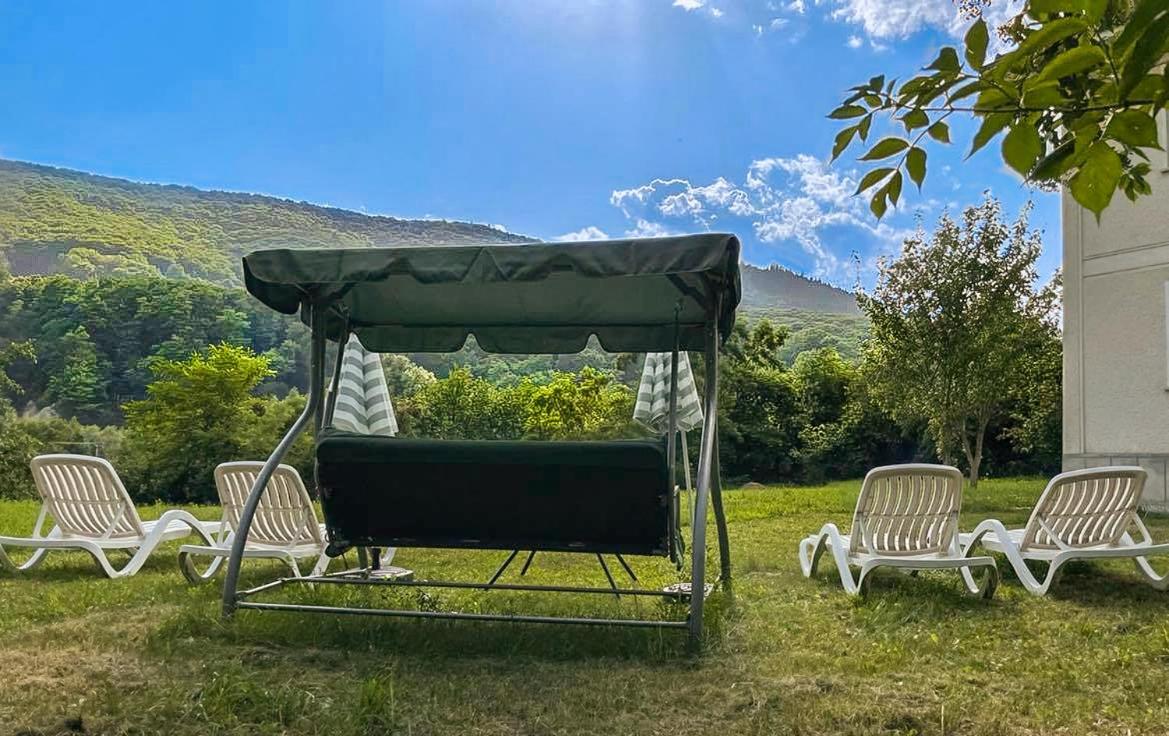 Vila Cozy, Panorama Superba, Gratar Si Relaxare 피아트라네암츠 외부 사진