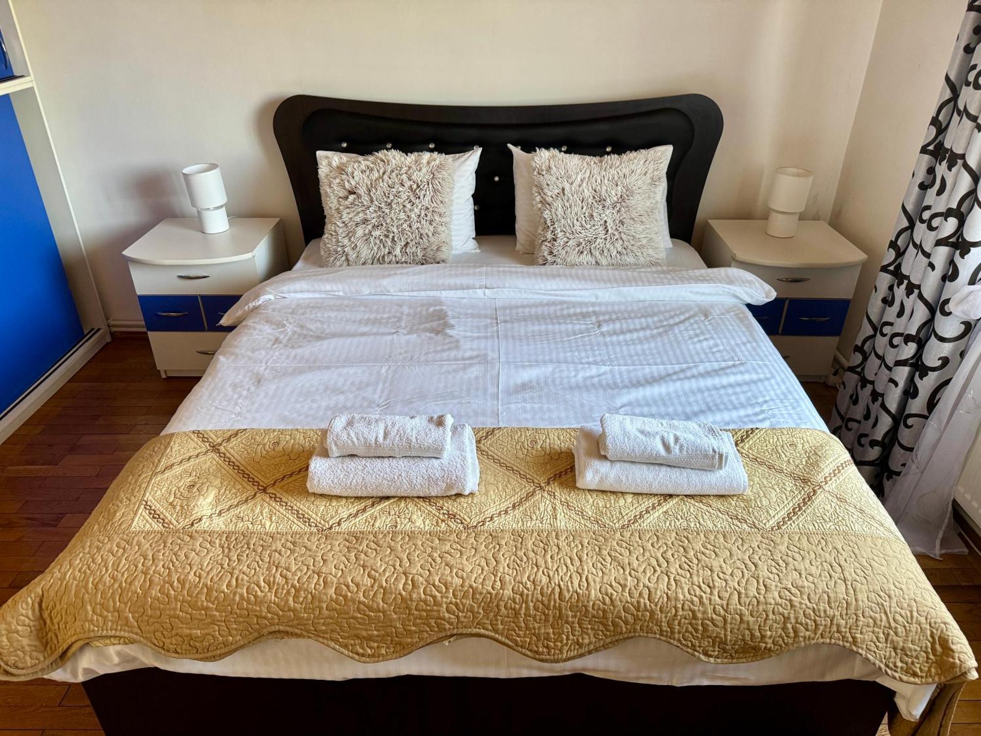 Vila Cozy, Panorama Superba, Gratar Si Relaxare 피아트라네암츠 외부 사진